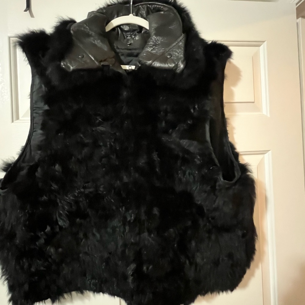 Vintage Real Rabbit Fur & Leather Vest. Great for holidays! YBS ZIPPER. Large